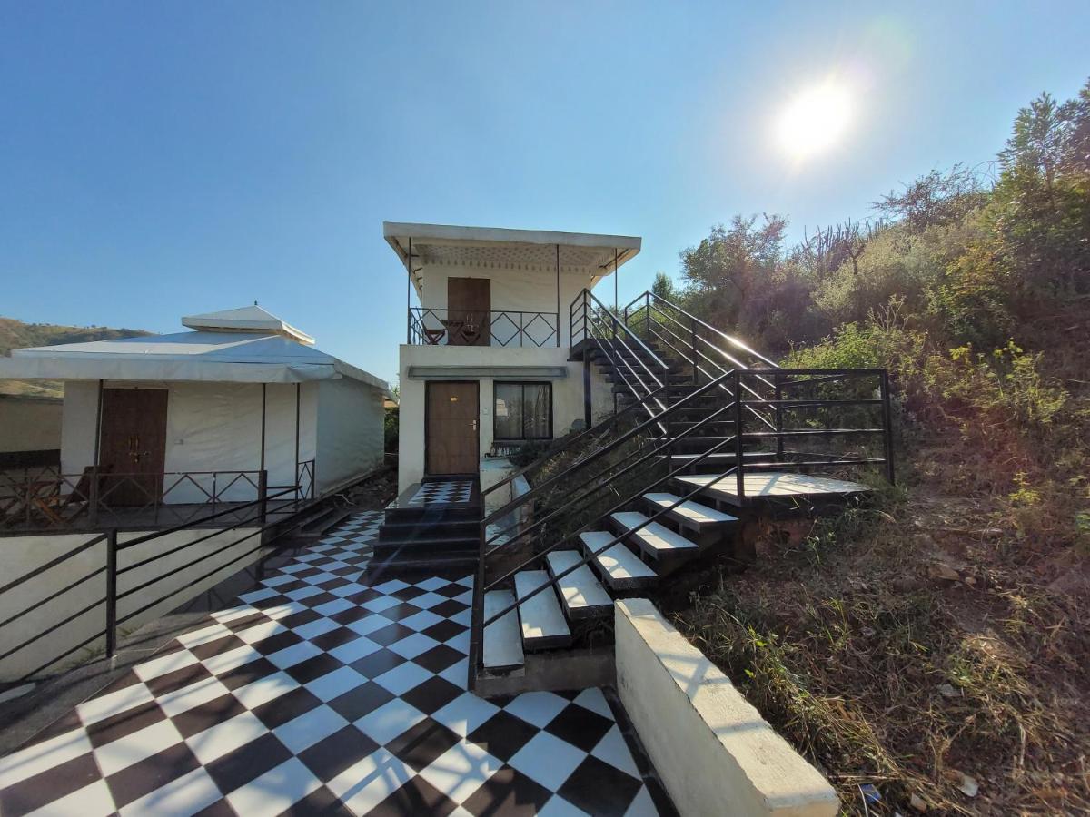 Aura Gold Resort Ουνταϊπούρ Εξωτερικό φωτογραφία