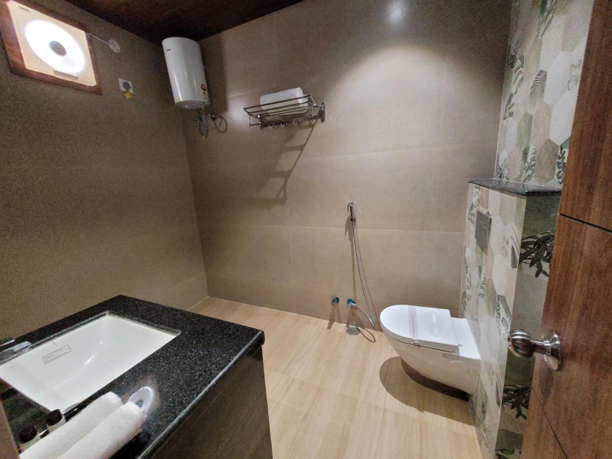 Aura Gold Resort Ουνταϊπούρ Εξωτερικό φωτογραφία