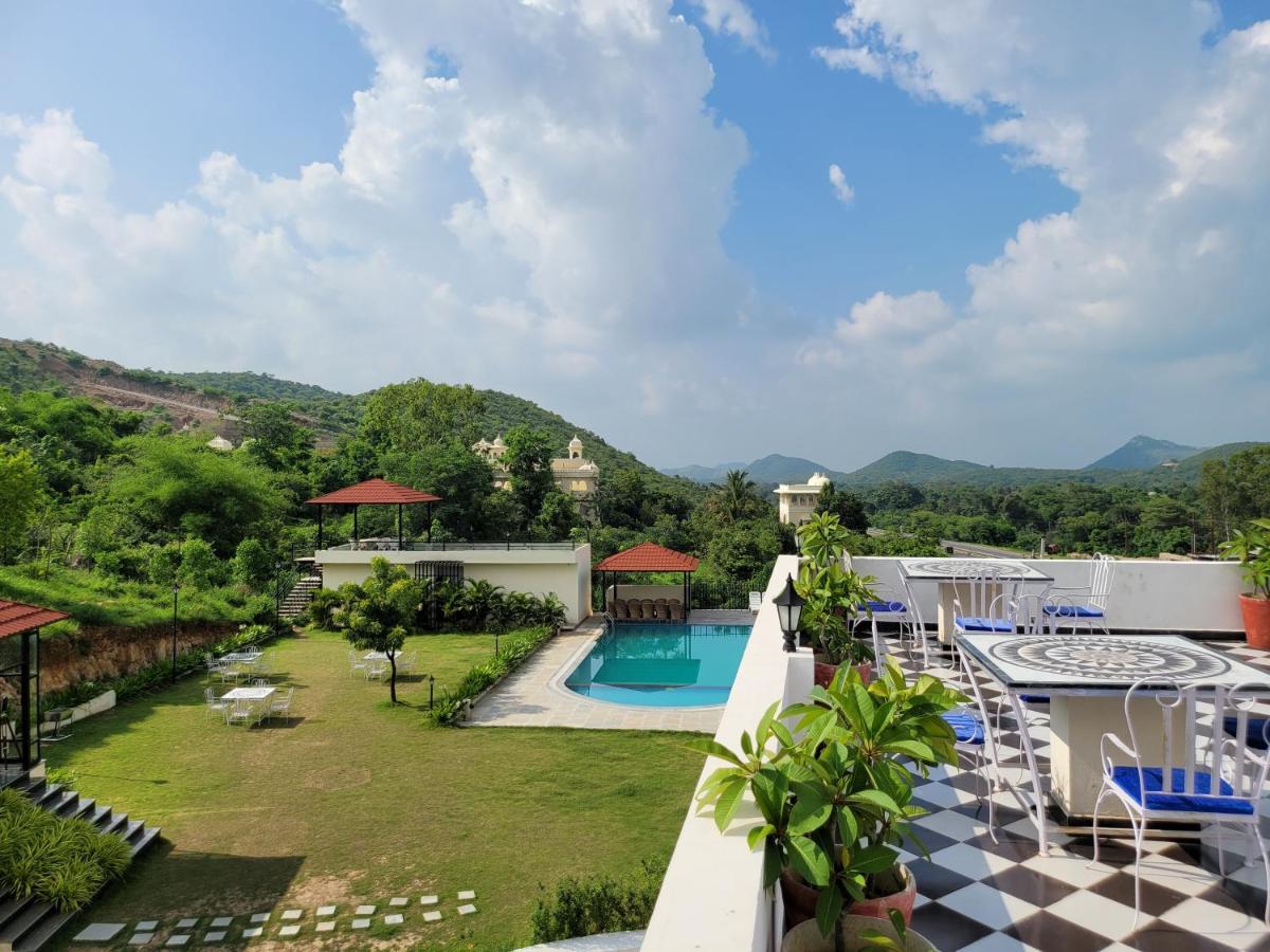 Aura Gold Resort Ουνταϊπούρ Εξωτερικό φωτογραφία